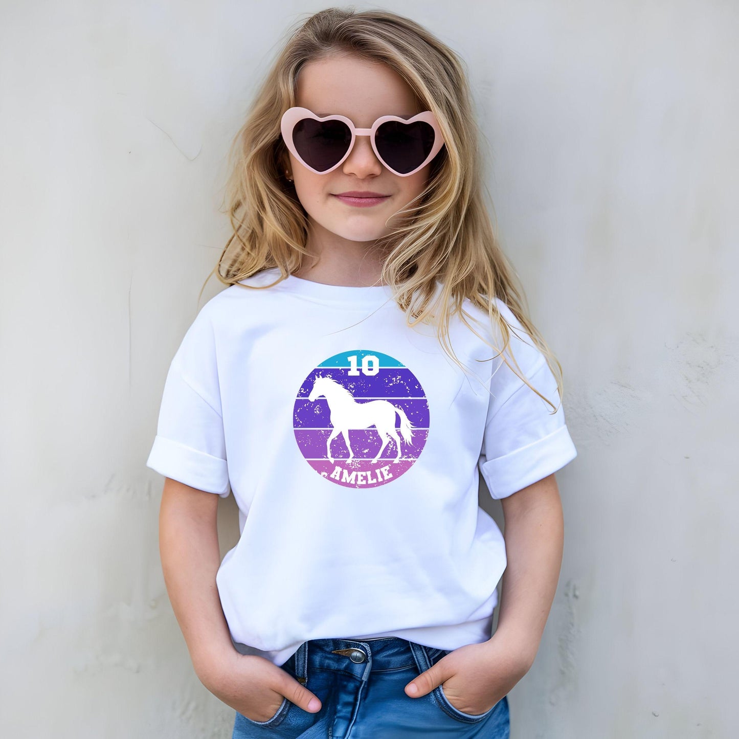 Pferde Kinder T-Shirt – personalisiert mit Name & Zahl