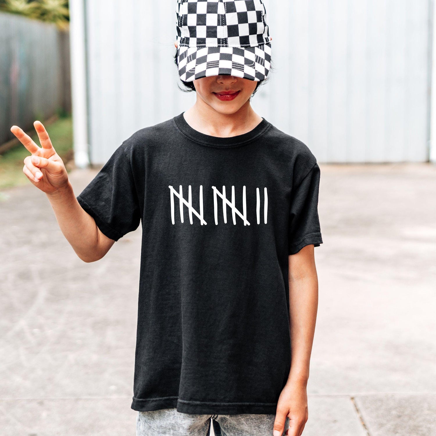Geburtstag Shirt Strichliste – personalisiert mit Zahl - Ansicht 2