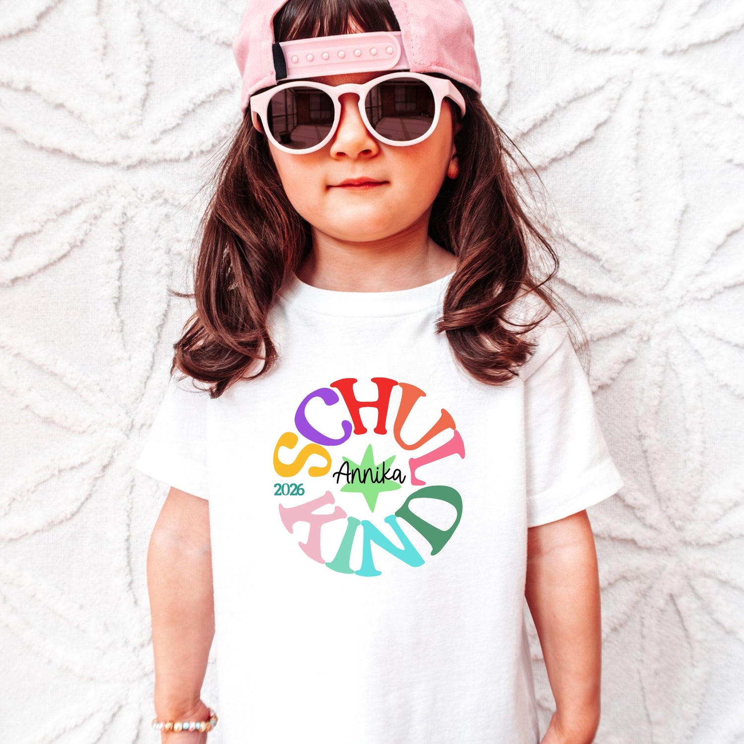 Schulkind Shirt personalisiert mit Name - Einschulung 2026 - Ansicht 2