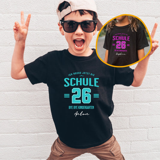 Schulkind 2026 Einschulung T-Shirt Kinder – Bye Bye Kindergarten - personalisiert mit Name & Schuljahr - Ansicht 1