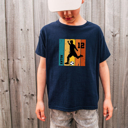 Fußball Geburtstag Shirt Kinder Retro-Design – personalisiert mit Name & Zahl - Ansicht 3