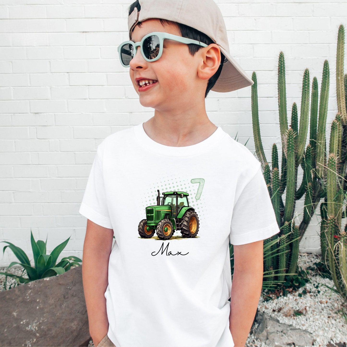 Traktor Shirt für Kinder - personalisiert mit Name & Zahl - Trecker Geburtstagsshirt für Mini-Landwirte
