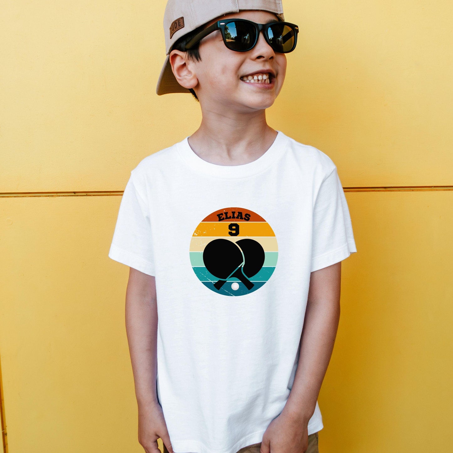 Tischtennis Geburtstagsshirt für Jungen – personalisiert mit Name & Zahl - auch für Erwachsene