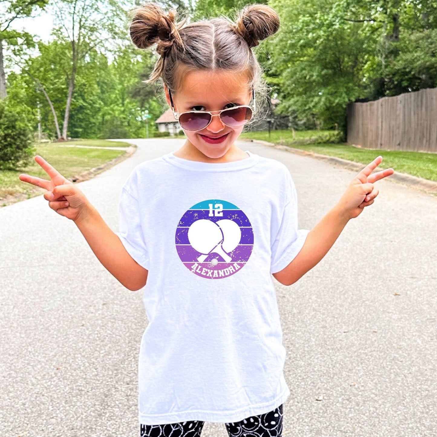 Tischtennis Schläger Geburtstagsshirt für Mädchen – personalisiert mit Name & Zahl - auch für Erwachsene