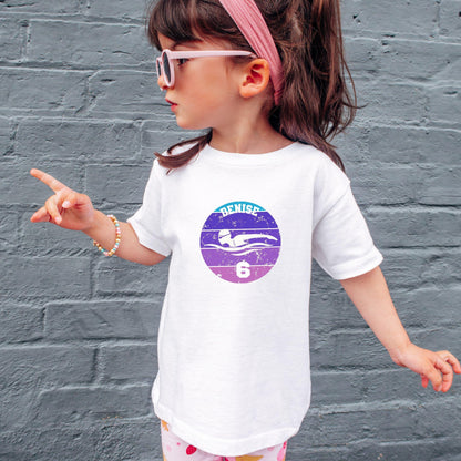 Schwimmen Shirt für Mädchen - Personalisiert mit Name & Zahl - Ansicht 3