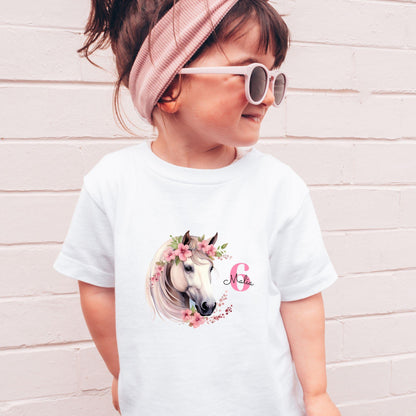Pferde Geburtstagsshirt für Mädchen – personalisiert mit Name & Zahl - Ansicht 1