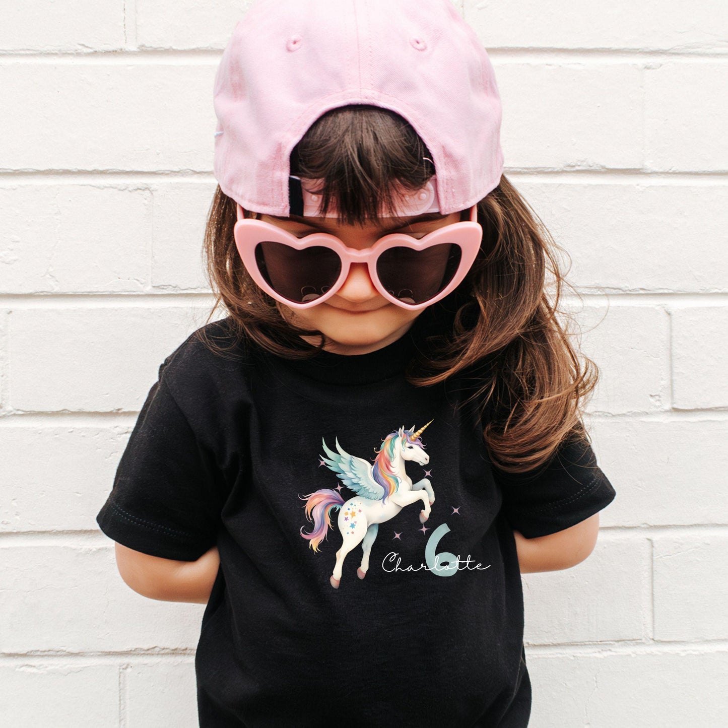Einhorn Geburtstagsshirt für Mädchen – personalisiert mit Name & Zahl