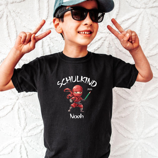 Ninja Schulkind 2026 Shirt - personalisiert mit Name und Schuljahr