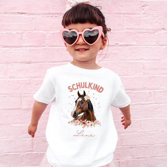 Pferd Schulkind T-Shirt – personalisiert mit Name