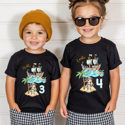 Piraten Shirt für Kinder - personalisiert mit Name & Zahl - Ansicht 1