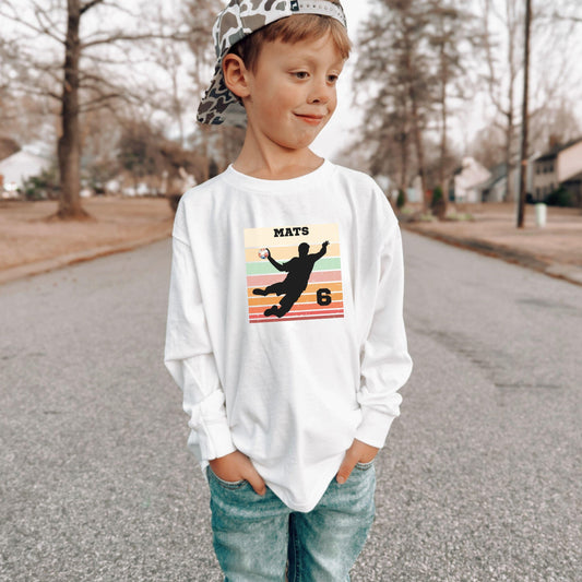 Handball Langarm Geburtstagsshirt Kinder – personalisiert mit Name & Zahl - Ansicht 2
