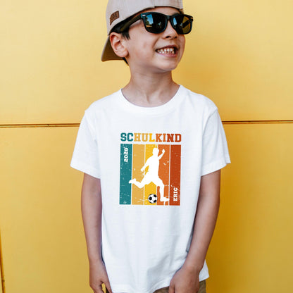 Schulkind Fußball T-Shirt personalisiert mit Name & Schuljahr – Fußball Shirt zur Einschulung - Ansicht 2