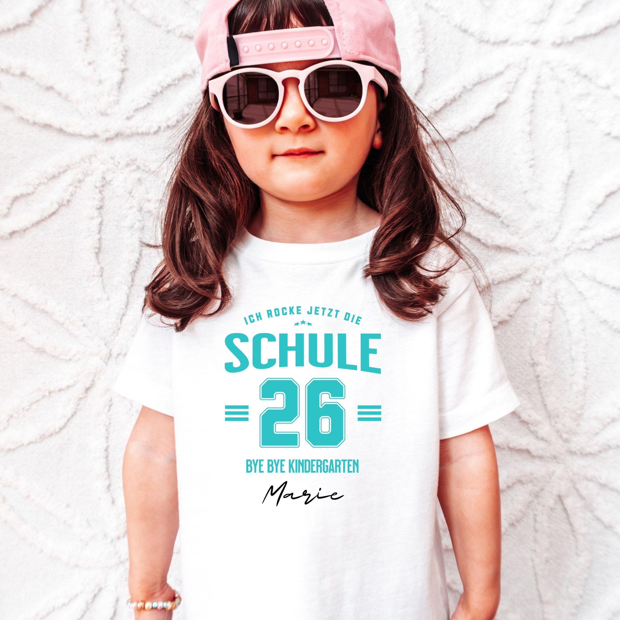 Schulkind 2026 Einschulung T-Shirt Kinder – Bye Bye Kindergarten - personalisiert mit Name & Schuljahr - Ansicht 3