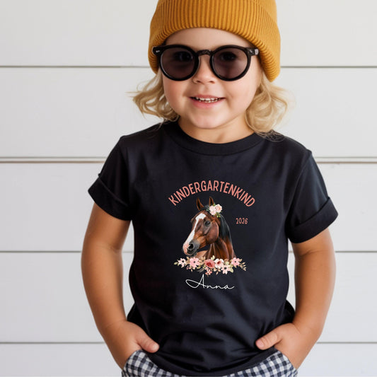 Pferde Kindergartenkind Shirt 2026  – personalisiert mit Name & Jahr Kita Start - Ansicht 2