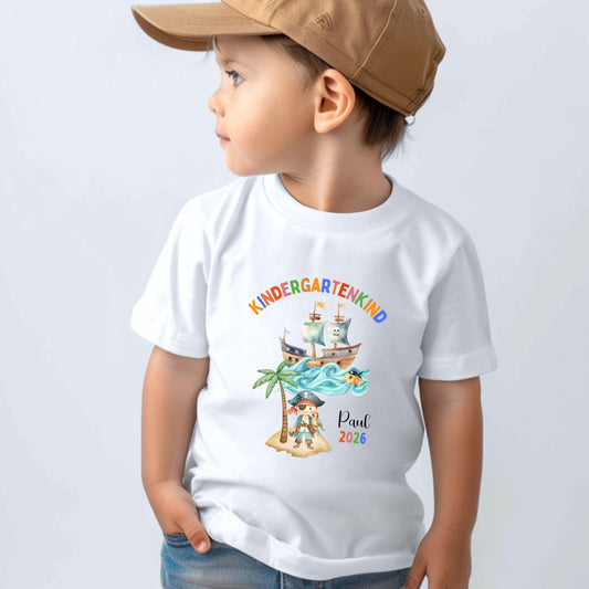 Piraten Kindergartenkind 2026 Shirt – personalisiert mit Name & Jahr Kita Start - Ansicht 2