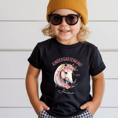 Pferde Kindergartenkind 2026 Shirt – personalisiert mit Name & Jahr Kita Start - Ansicht 1