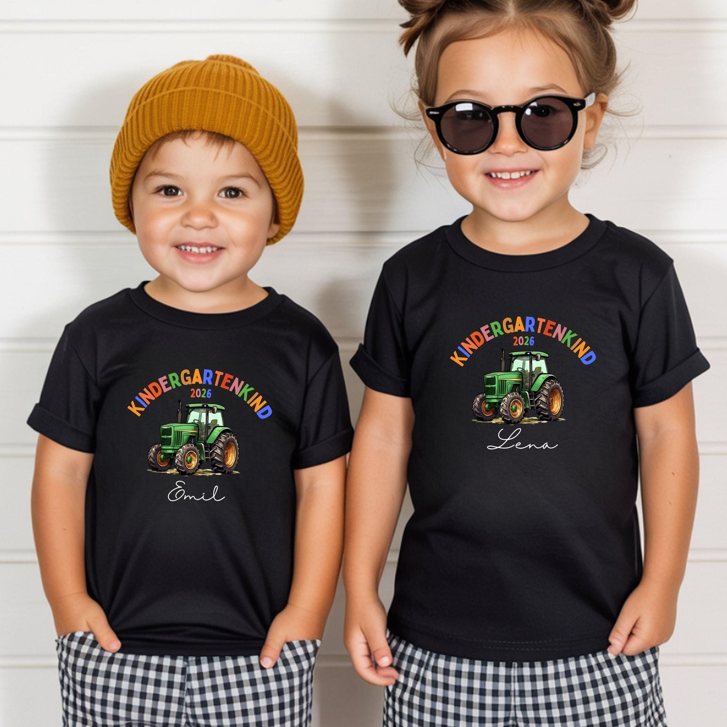 Traktor Kindergartenkind 2026 Shirt – personalisiert mit Name & Jahr Kita Start  – Trecker Geschenk