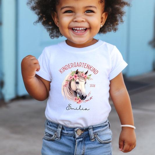 Pferde Kindergartenkind 2026 Shirt – personalisiert mit Name & Jahr Kita Start - Ansicht 2