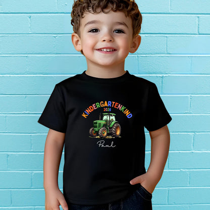 Traktor Kindergartenkind 2026 Shirt – personalisiert mit Name & Jahr Kita Start  – Trecker Geschenk